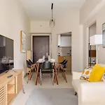 Bgc Taguig Uptown 3Br Corner Unit With Pool View, Bath Tub, Wifi, Beside Landers Bgc
