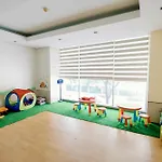 Spacious 2Br At Soma Bgc Near Sm Aura And Bonifacio High Street