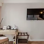 Gregs Crib