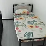2Br Staycation Family Home Near Naia,Smbicutan,Bgc