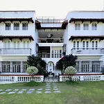 Miranamin Nest Kamantigi Room - Pet Friendly, Shared Kitchen, Historical Home!