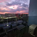 Cityscape Suite At Shore 3