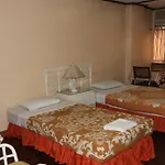 Robelle Hotel