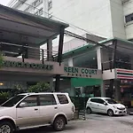 Stays At Green Residences 1 Studio Room Couples Bed With Complimentary Breakfast For 2