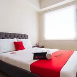 Reddoorz Premium @ Vista Heights Legarda