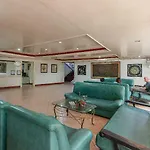 Broadway Court Apartelle 4Th Street