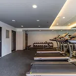 Zen Rooms Portovita Towers Cubao