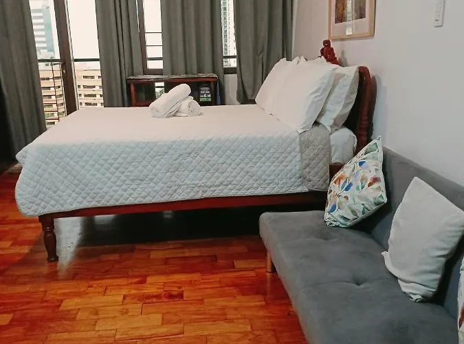 14D Mosaic Staycation