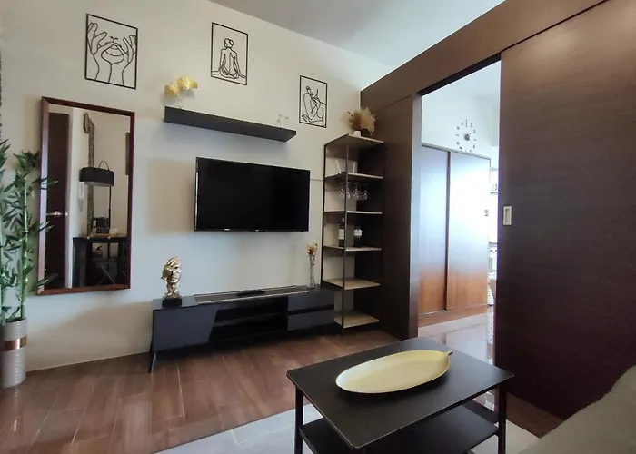 Amazing View Makati Elegant Flat 400Mb Internet