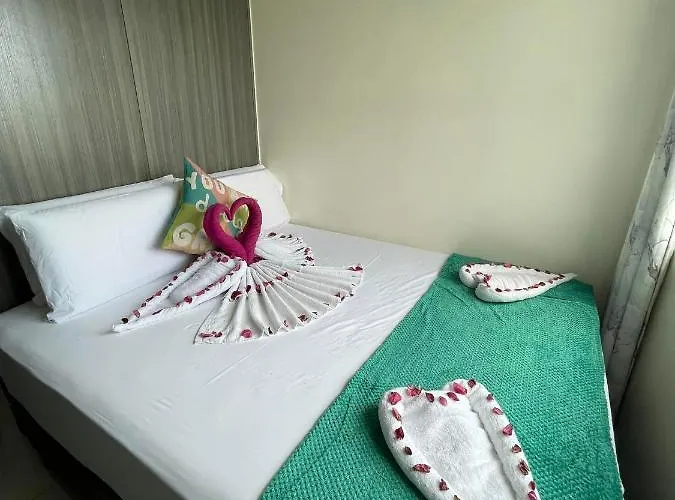 Stays At Green Residences 1 Bedroom With Complimentary Breakfast For 2