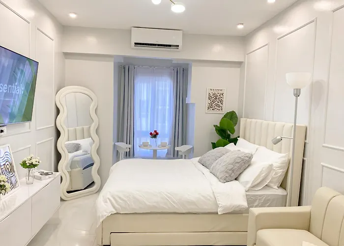 Luxx Haven Staycation - Quezon City