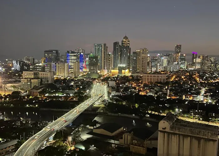 Near Bgc Makati Ortigas 1Br Wi-Fi Netflix Balcony