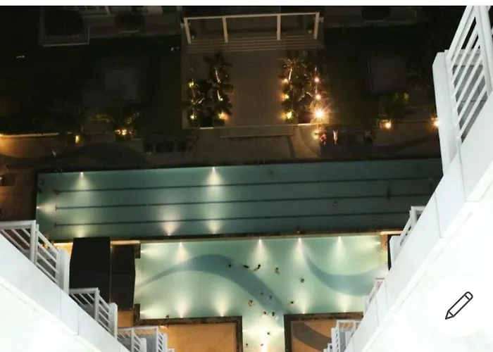 Grass Residences Furnished Condo Besides Big Shopping Mall