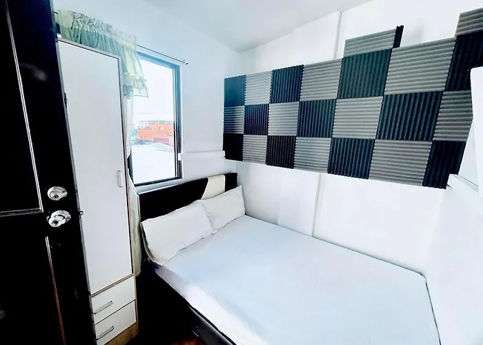 Semi Studio Room At Ekg House Rental