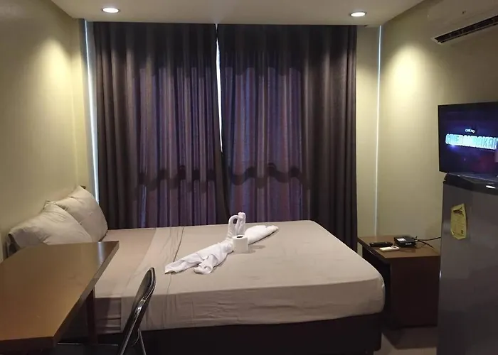 Spacious Studio Apartment B302