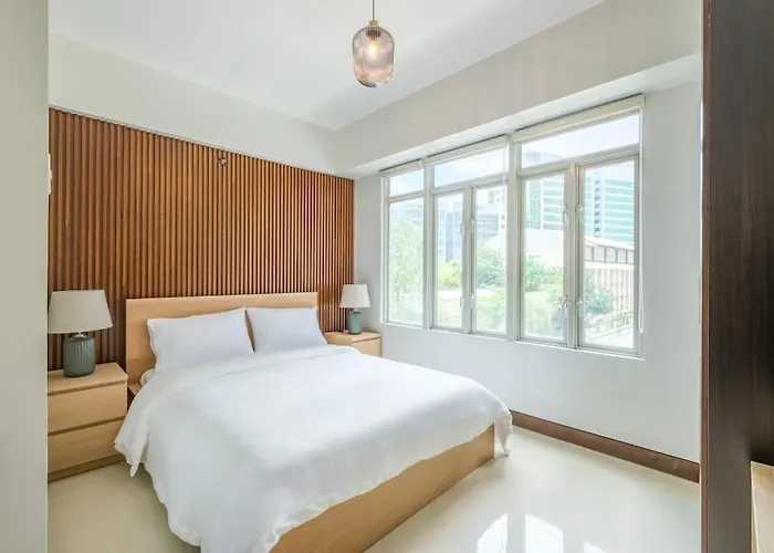 Modern Stylish Condo In Stamford Mckinley Wi-Fi