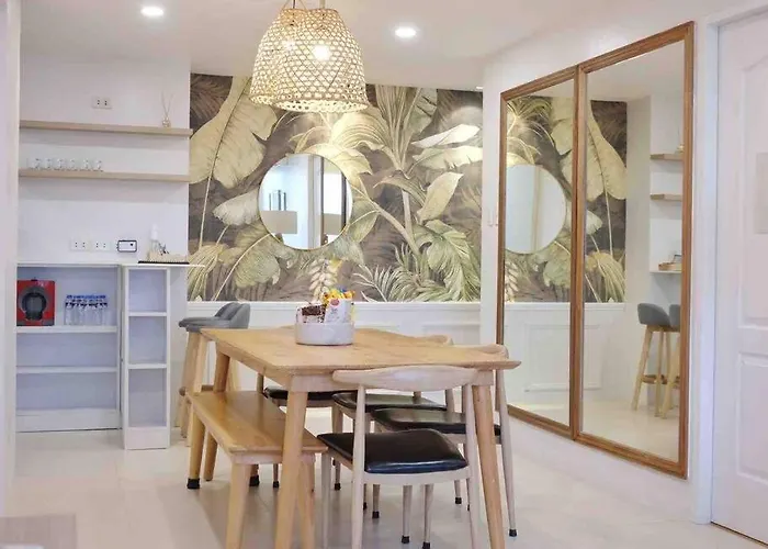 Seibu Tower Bgc Tropical Suite With Parking