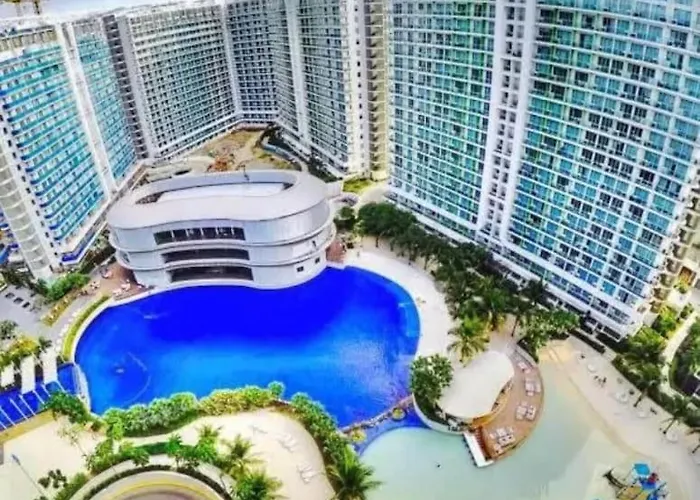 Staycation With Wave Pool At Azure Urban Residence