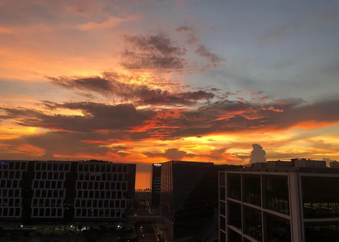 1 Bedroom Condo With Balcony