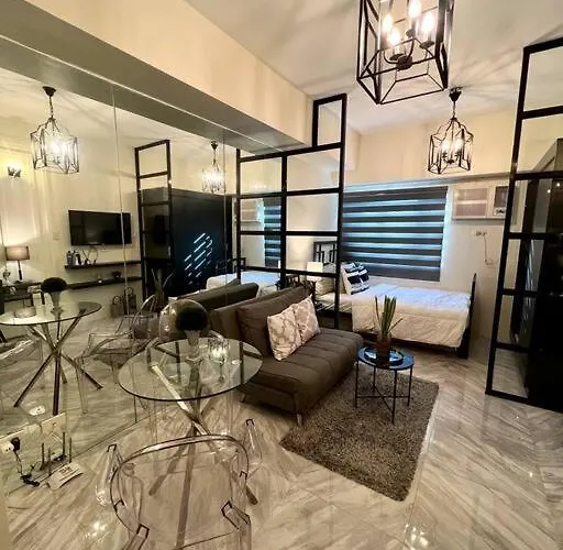 Luxury Style Living-Netflix Ready
