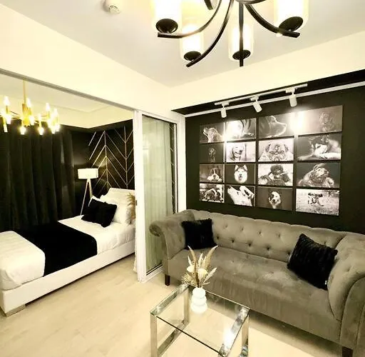 Azure 1Br With Projector