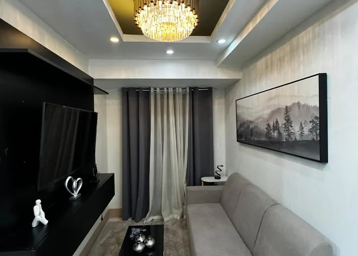 Bachelor Pad Shore 3 Residences