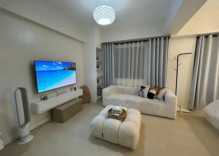 Relax In Style: Modern Airbnb And Netflix