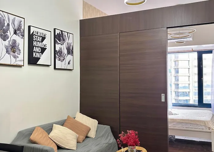 R7 Premier Suites - 1 Bedroom In Air Residences