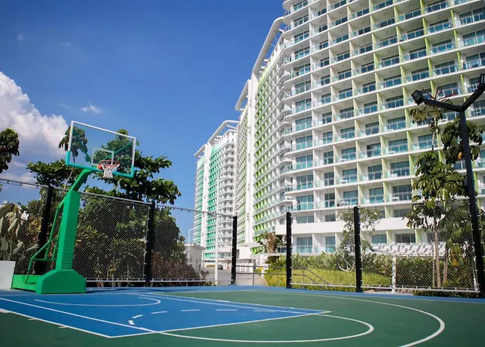 Gabila Staycation At Azure