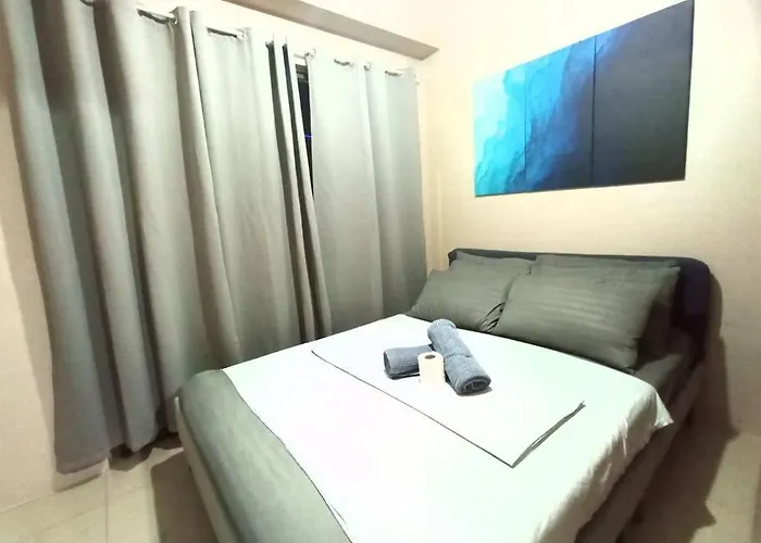 1 Bedroom With Balcony Near Moa