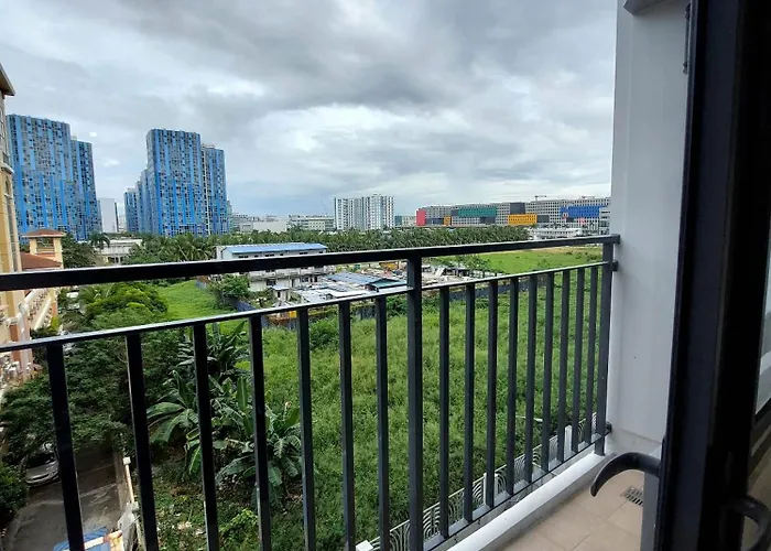 Shore Residences