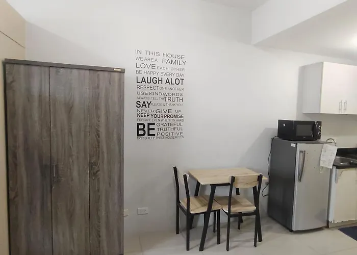 Budget Family Group Room For 4 Persons