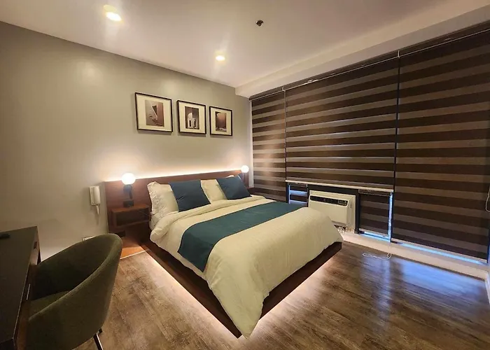 Prime Location Walk To Nightlife! The Gramercy