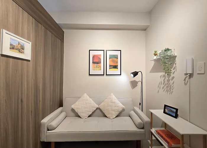 1Br Unit Condotel W Balcony Fame Residences -Fm46