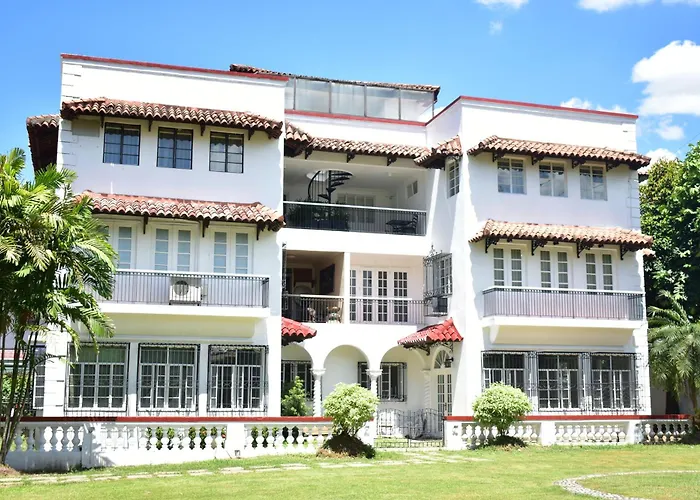 The Henry Suites Miranila Quezon City