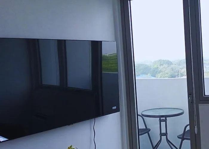 The Green Glen View-Fast Wifi, 1Bedroom Unit In Qc