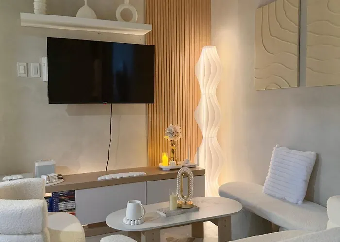 2Br - Azure Staycation Paranaque