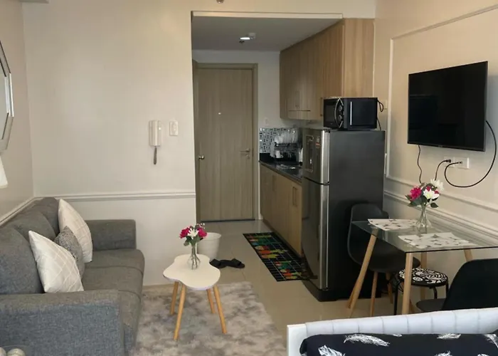Shore Residences 1 -City Spark Staycation