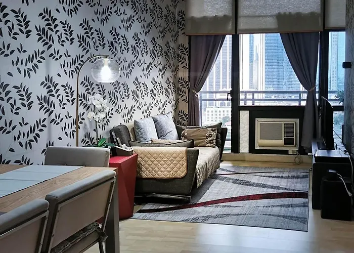 Spacious 1Br Apt Near Nightlife And Business Center In Makati