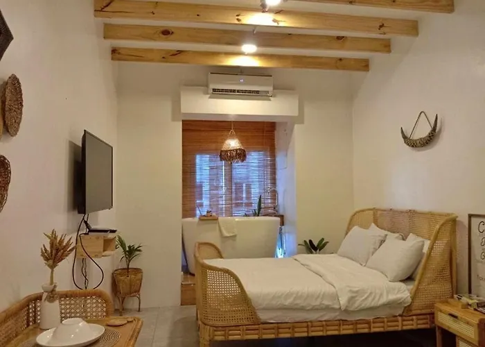Condo In Qc - Minimalist W Bath Tub Near Gma Edsa