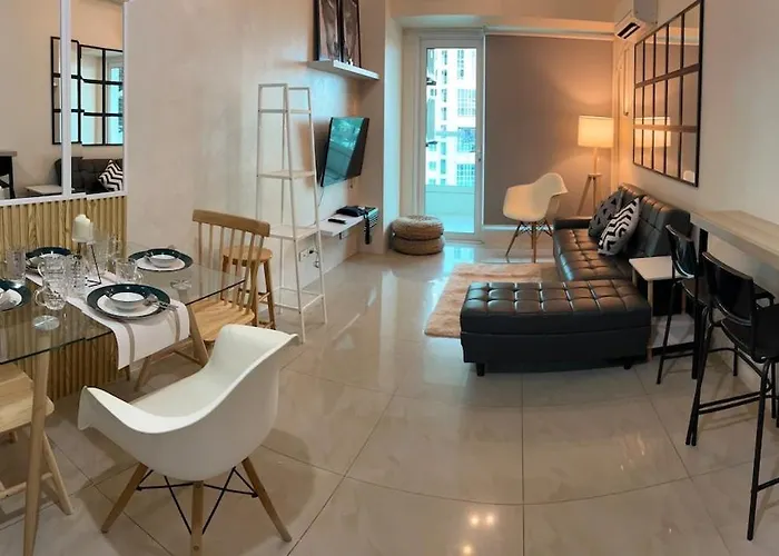 Huge 1Br Spacious Balcony