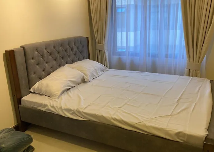 Branson Condo Near Cubao Expo & Art In Island