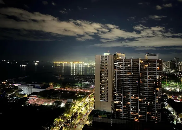 Smdc Breeze Residences In Front Of Picc And Starcity Near Moa And Airport Manila Bay And City View