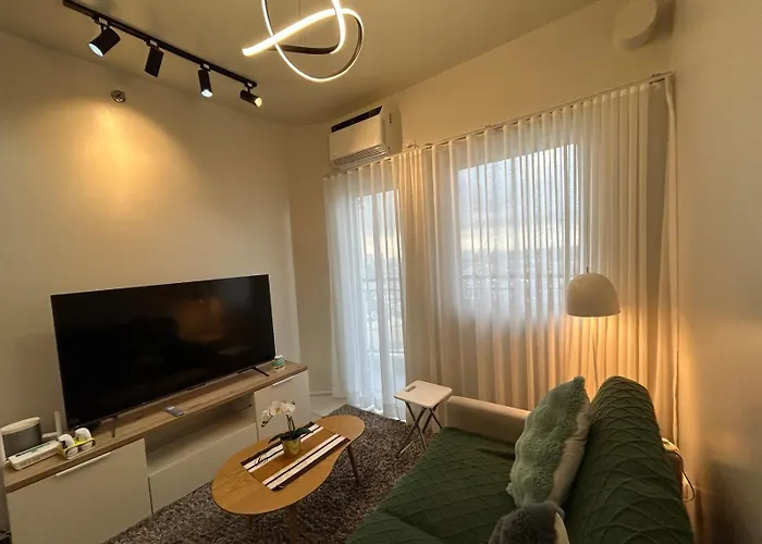 Cozy Place Near Eastwood