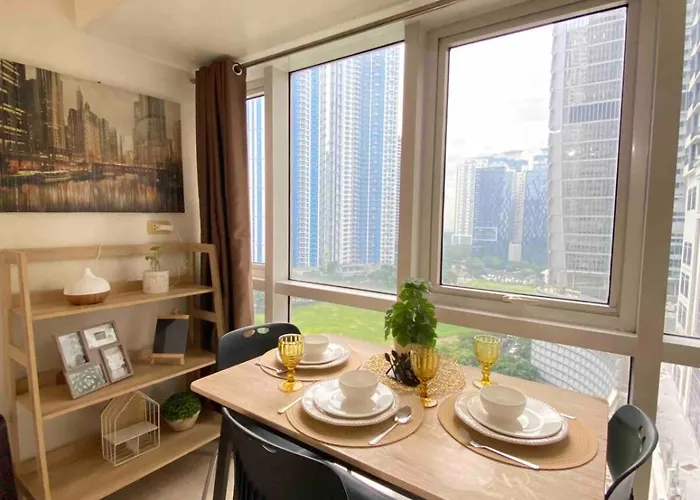 South Of Market Private Residences Nr Sm Aura Bgc