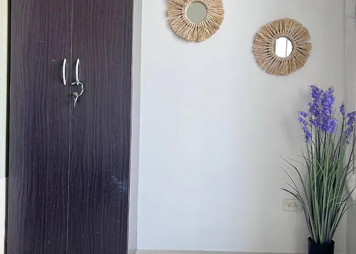 Unistay Shore Res W Bal Manila Bay View Nr Moa