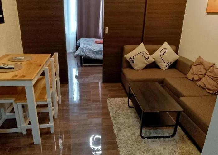 The Kings Condo Luxury 1Br Makati Ayala Gym Swim Parking Fast Internet 3058