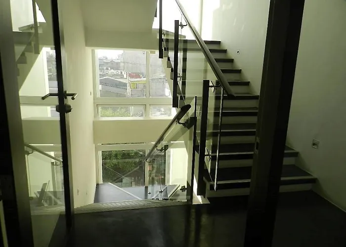 Maia Suites
