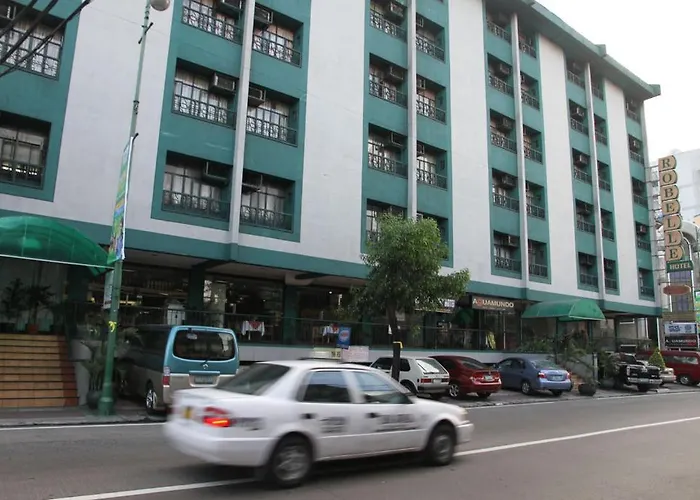 Robelle Hotel