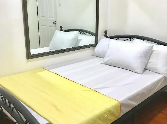 Del\'S Apartment In Quezon City